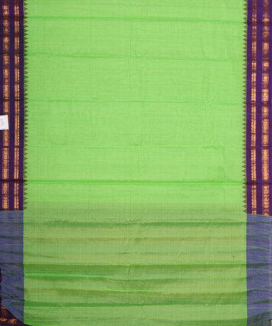 Kelly green color handloom Gadwal cotton saree