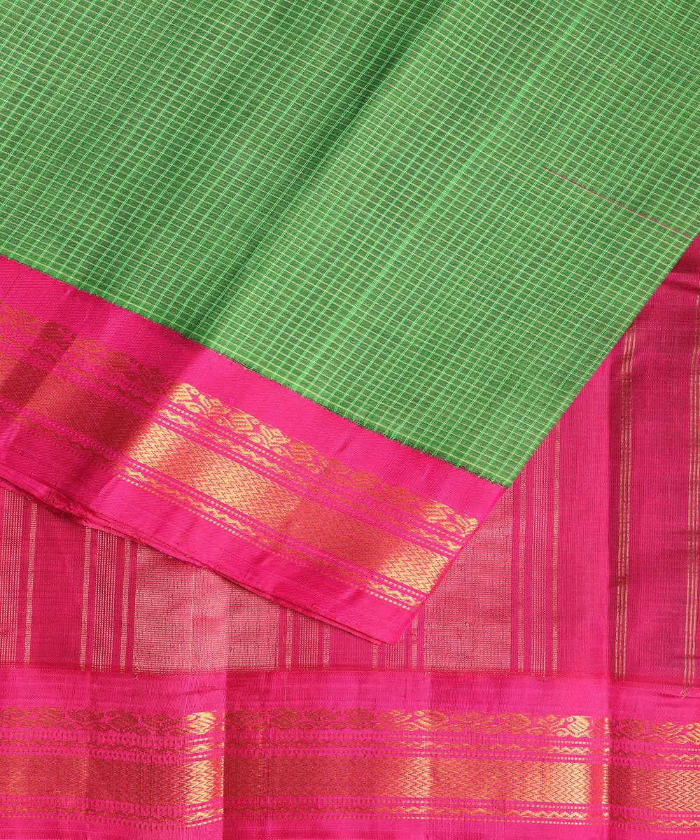 Forest green color handloom Gadwal cotton saree