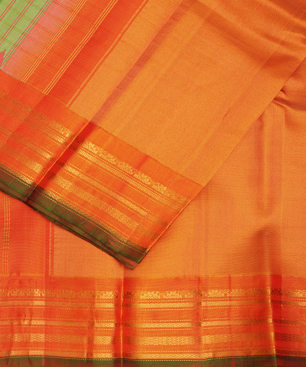 Emerald green color handloom Gadwal Silk saree