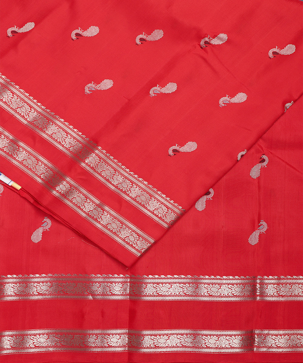 Red color handloom Gadwal Silk saree