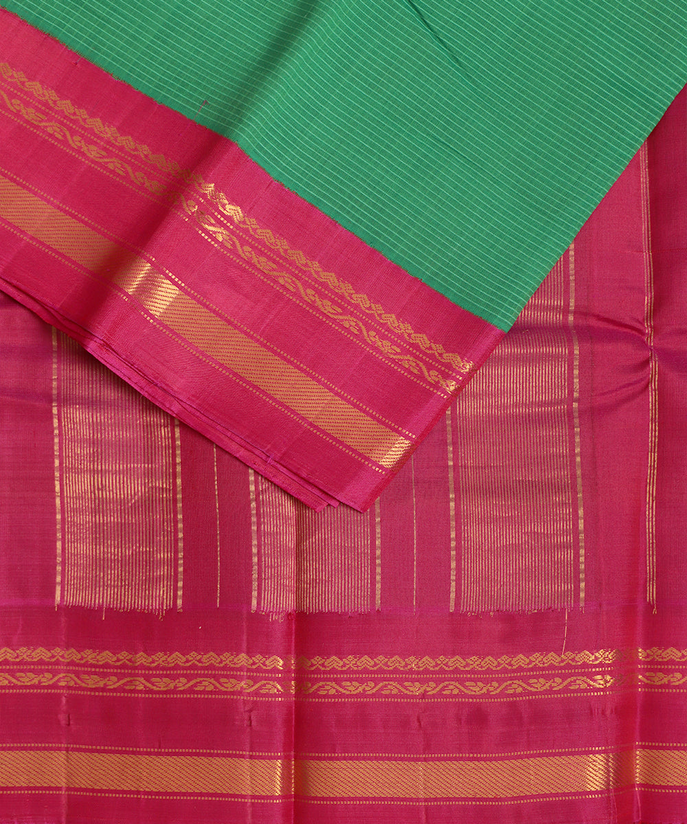 Forest green color handloom Gadwal cotton saree