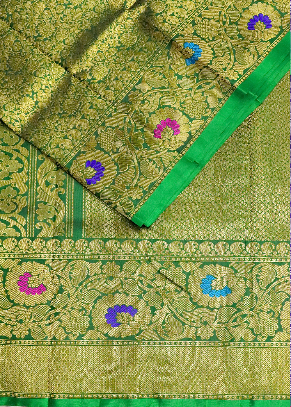 Green color handloom Gadwal Silk saree