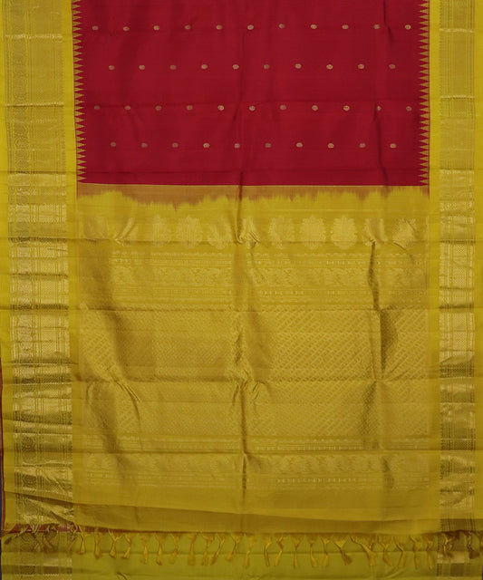 Crimson red color handloom Gadwal Silk saree