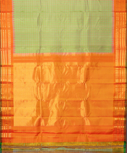 Emerald green color handloom Gadwal Silk saree