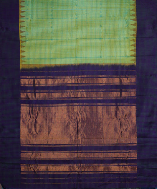 Emerald green color handloom Gadwal Silk saree