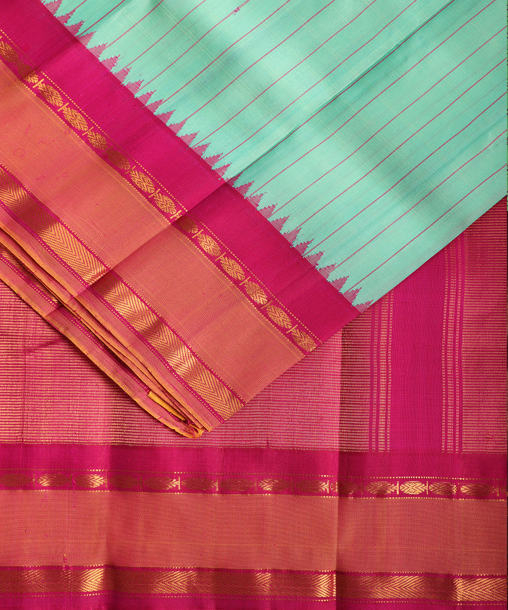 Emerald green color handloom Gadwal Silk saree