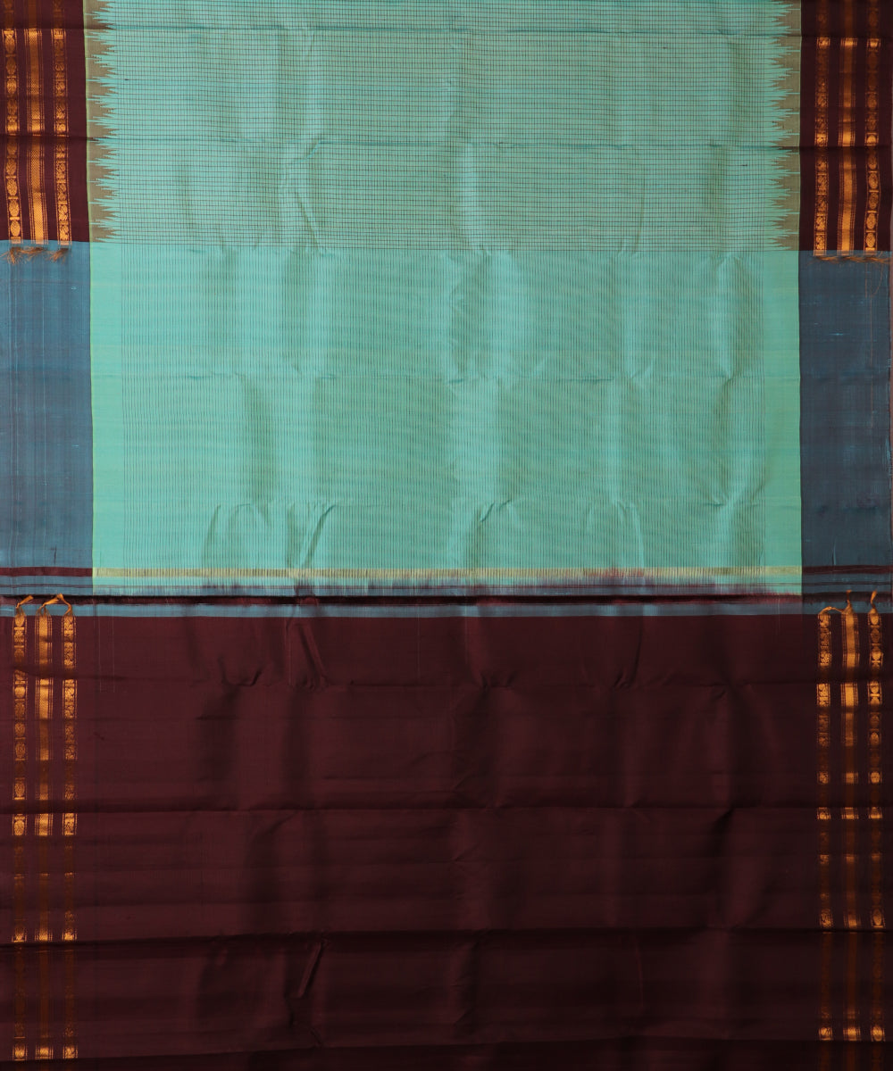 Emerald green shade handloom Gadwal Silk saree