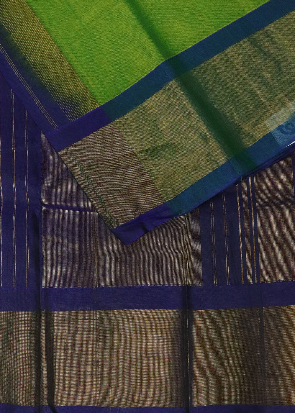 Green color Handloom Gadwal sico saree