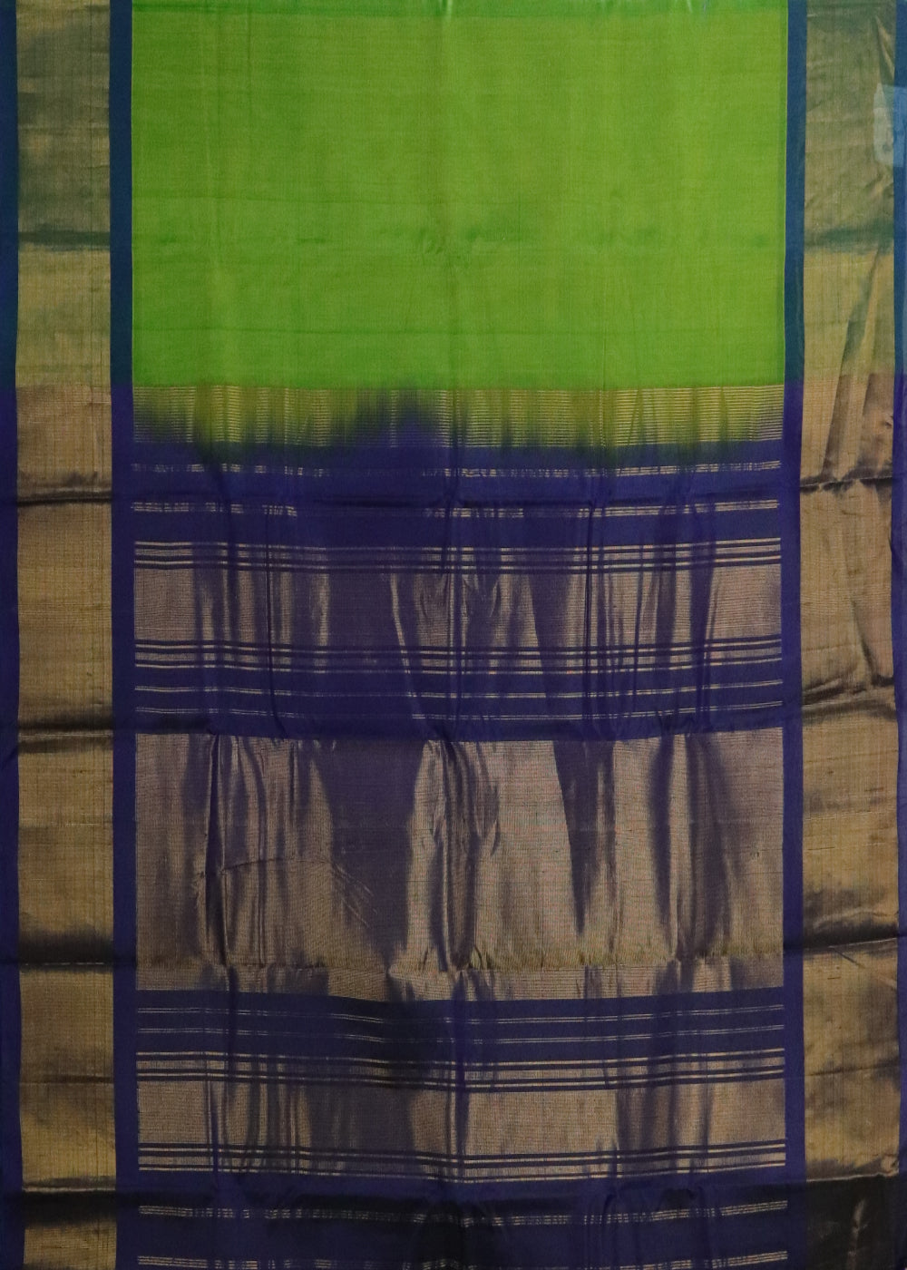 Green color Handloom Gadwal sico saree