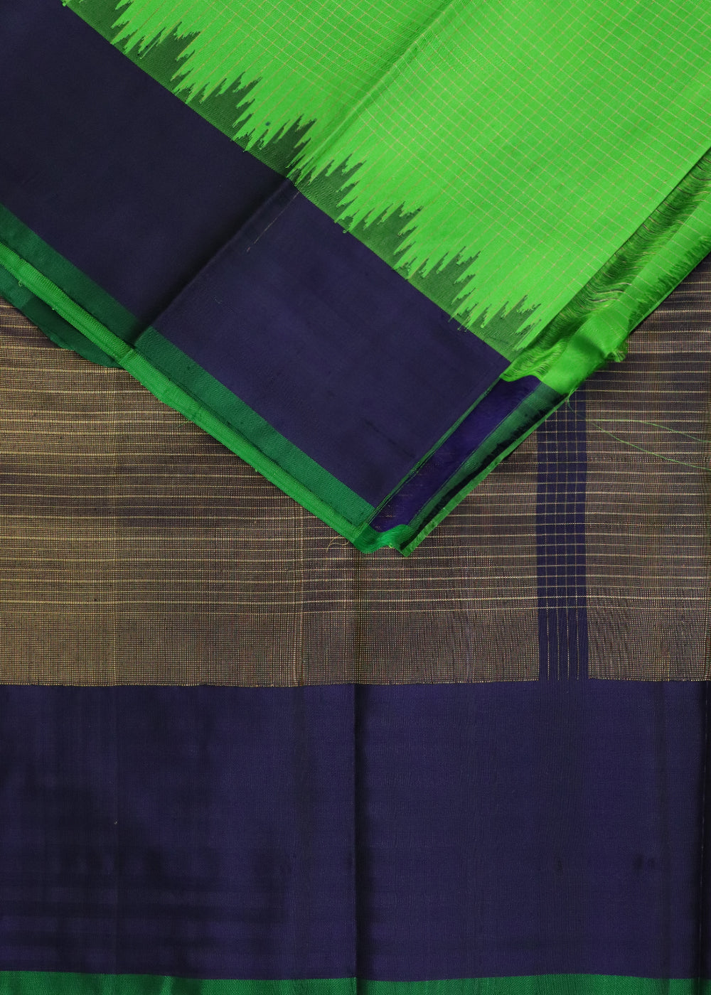 Green color handloom Gadwal Silk saree