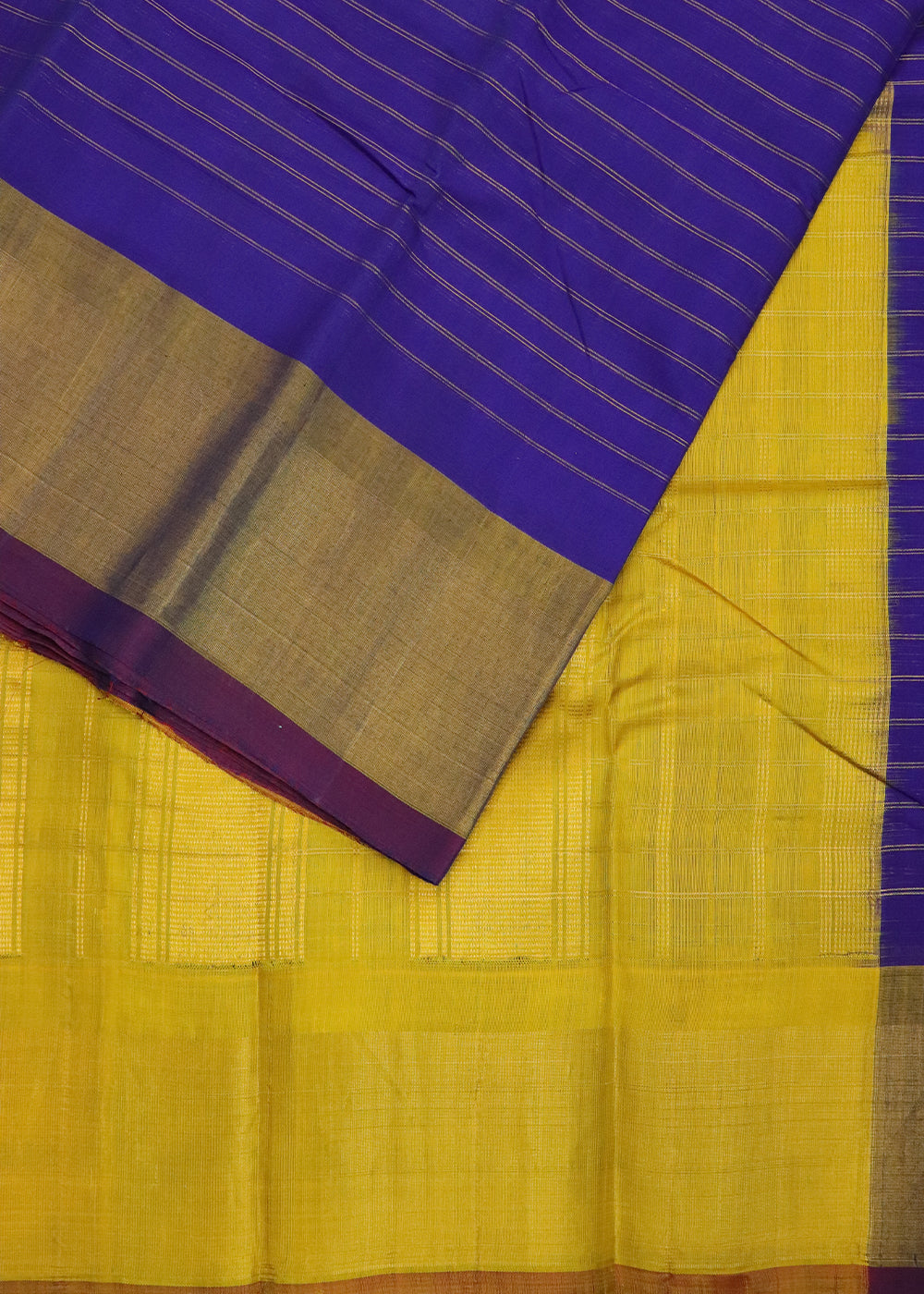 Navy blue color Handloom Gadwal sico saree