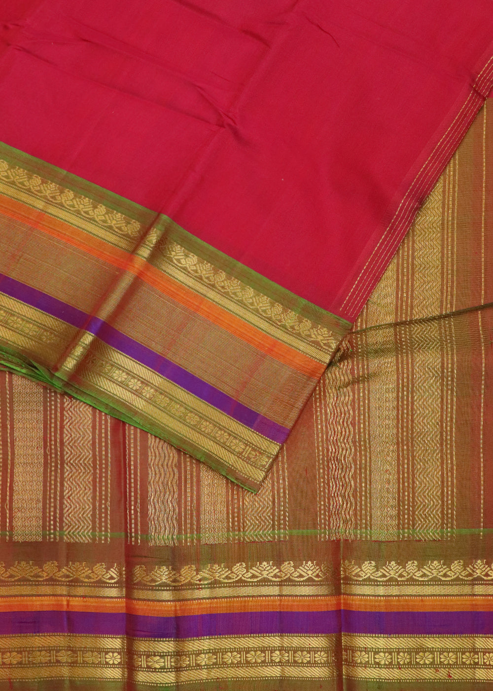 Chilli red color Handloom Gadwal sico saree