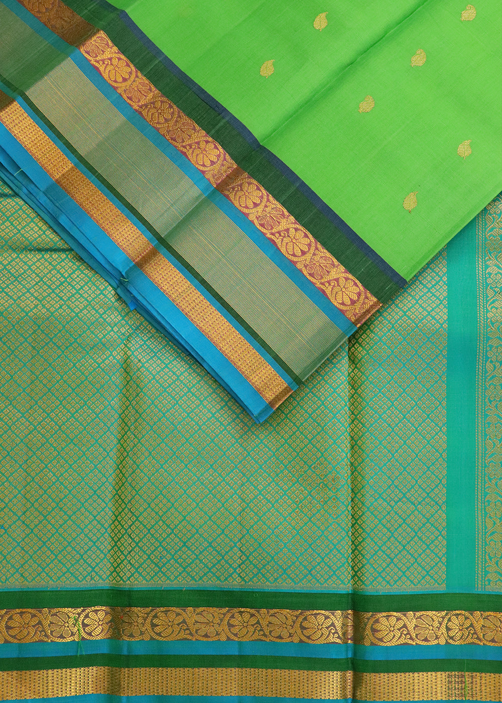 Parrot green color Handloom Gadwal sico saree