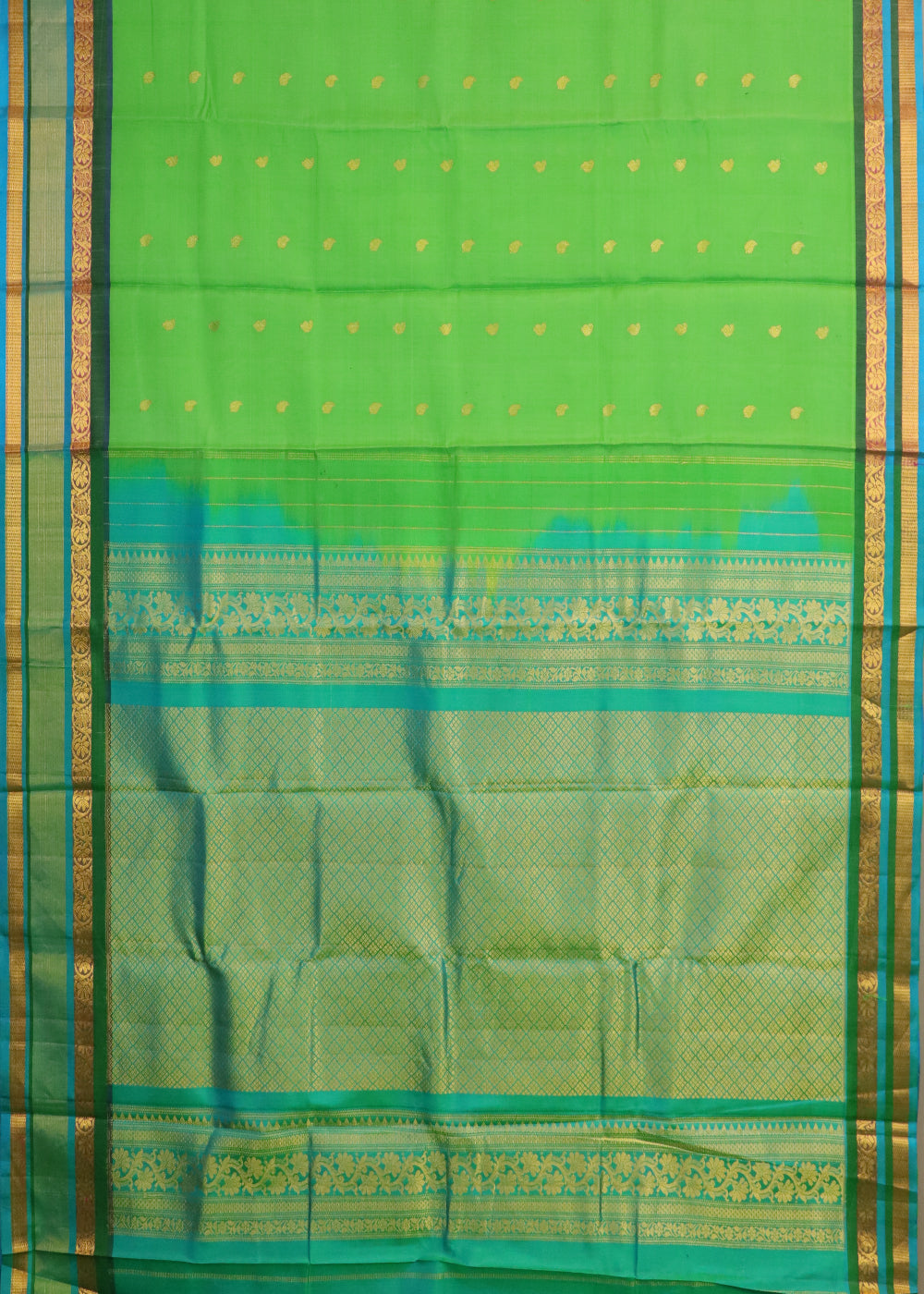 Parrot green color Handloom Gadwal sico saree